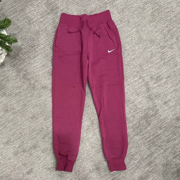 Nike Women's Maroon Sweat Pants - Picture 2 of 4